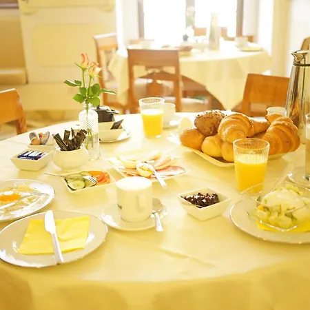 Hotel Boerse *